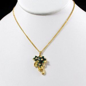 1990 Avon Pretty Blossom Forget-Me-Nots Pendant Necklace on Gold Tone Chain